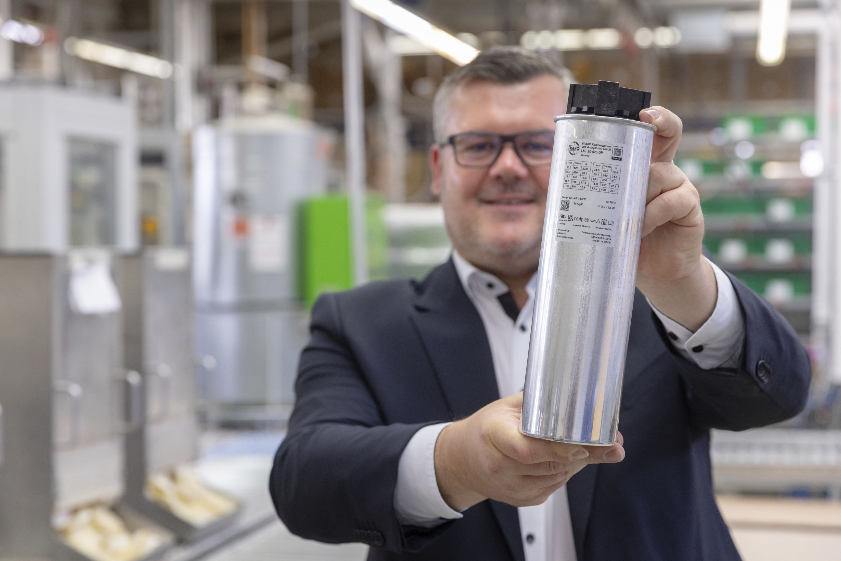 Power Capacitor Bank with Controller